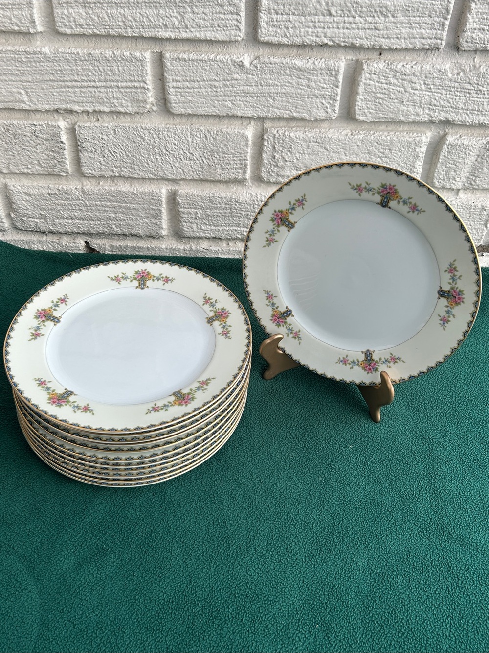 Noritake "ROMEO" Pattern # 80459 ~ Set of 12 ~ Dinner Plates ~ 9 7/8"